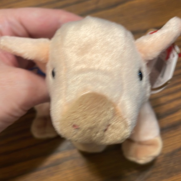 Knuckles the pig small ty beanie baby in excellent condition tag is perfect - Picture 3 of 7